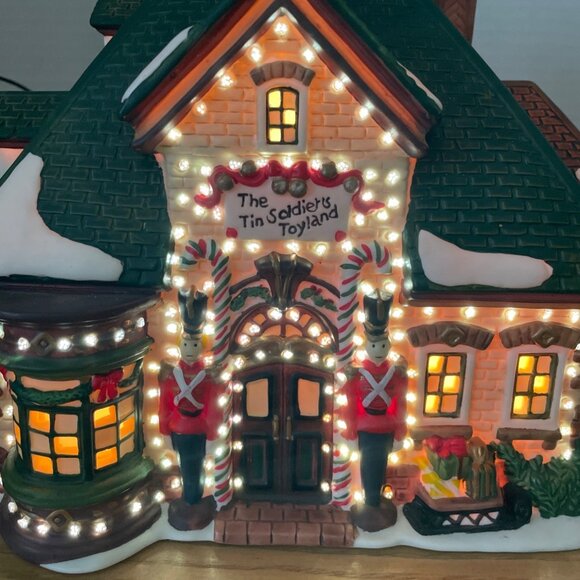 Vtg Santas Workbench Tin Soldiers Toyland Fiber Optic Christmas Village Shop - Picture 6 of 13